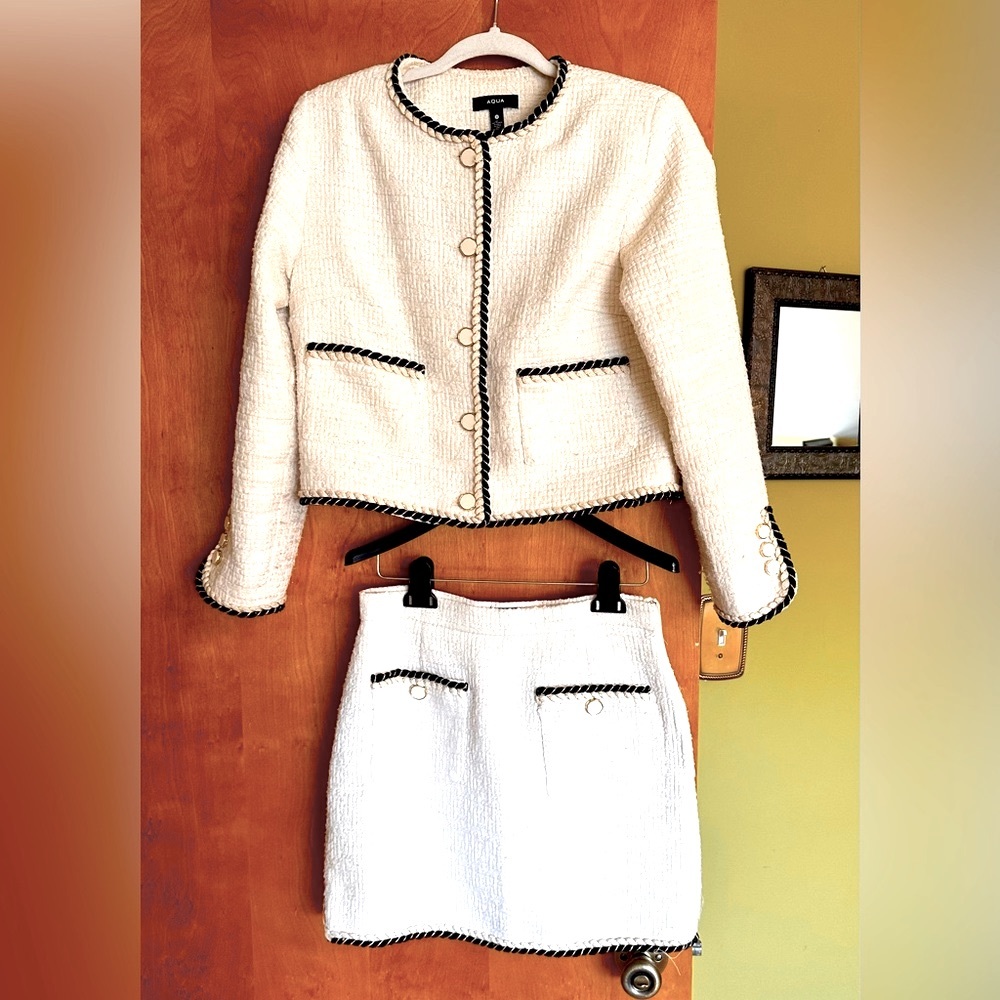 2 piece suit set.